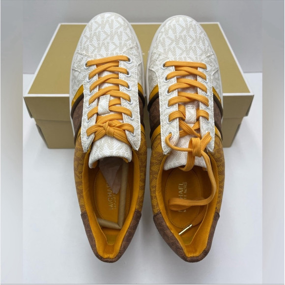 MICHAEL KORS POPPY STRIPE LACE
UP Sneaker - Picture 5 of 10